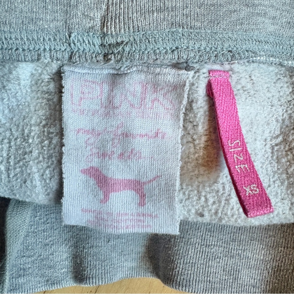 PINK Victoria's Secret Size XS Light Gray, Rainbow & White Capri Sweatpants - Picture 6 of 6